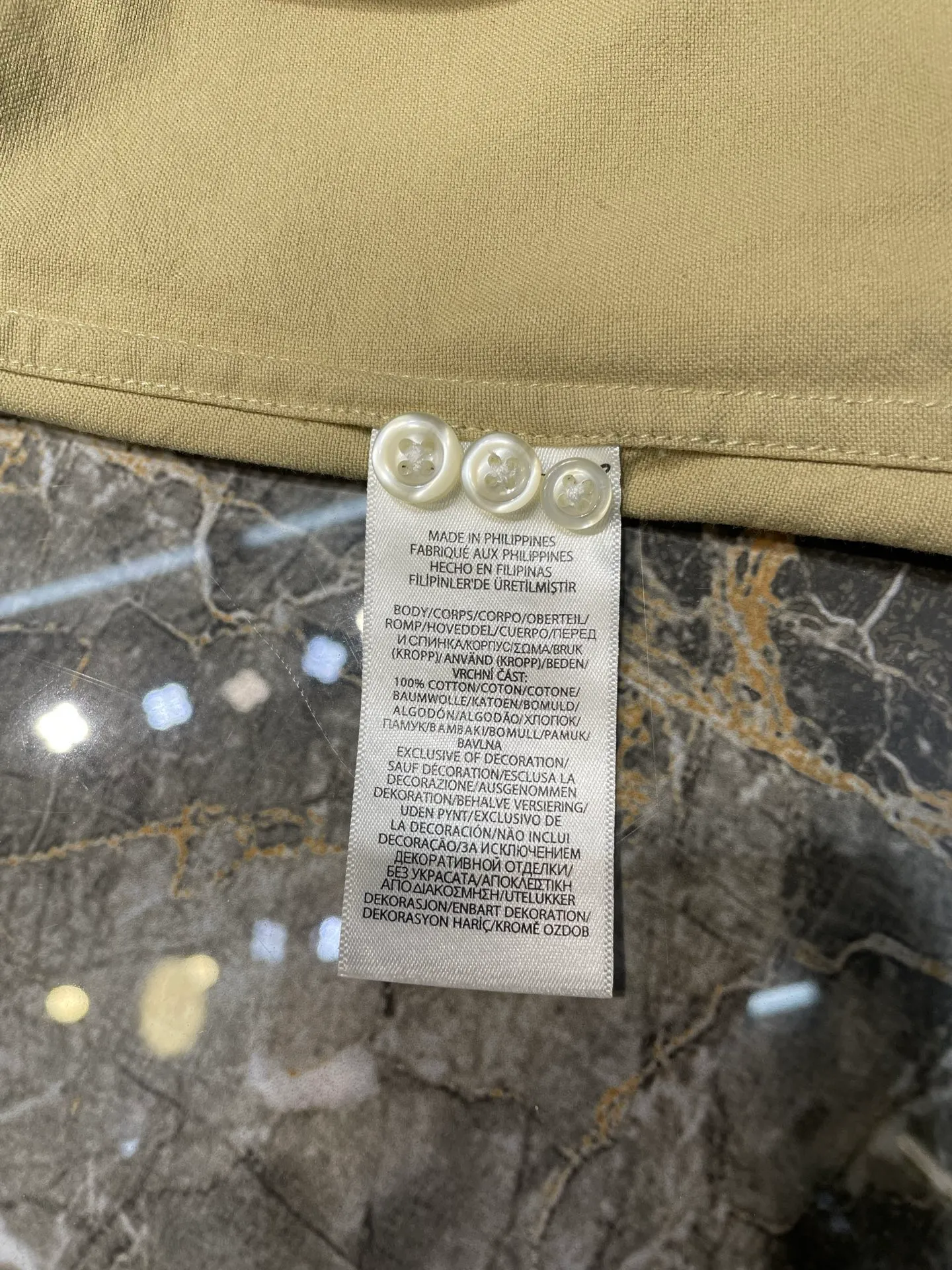 P370 Ralph Lauren 🌟 War Horse solid color shirt, macaron color, white upper body, loose fit, contrasting embroidery design on the cuffs and chest, button closure, can be paired with a skirt of the same color Size: xs-xl